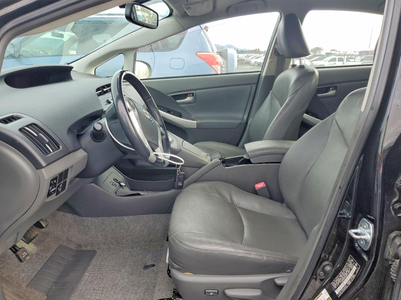 2010 TOYOTA PRIUS photo 7