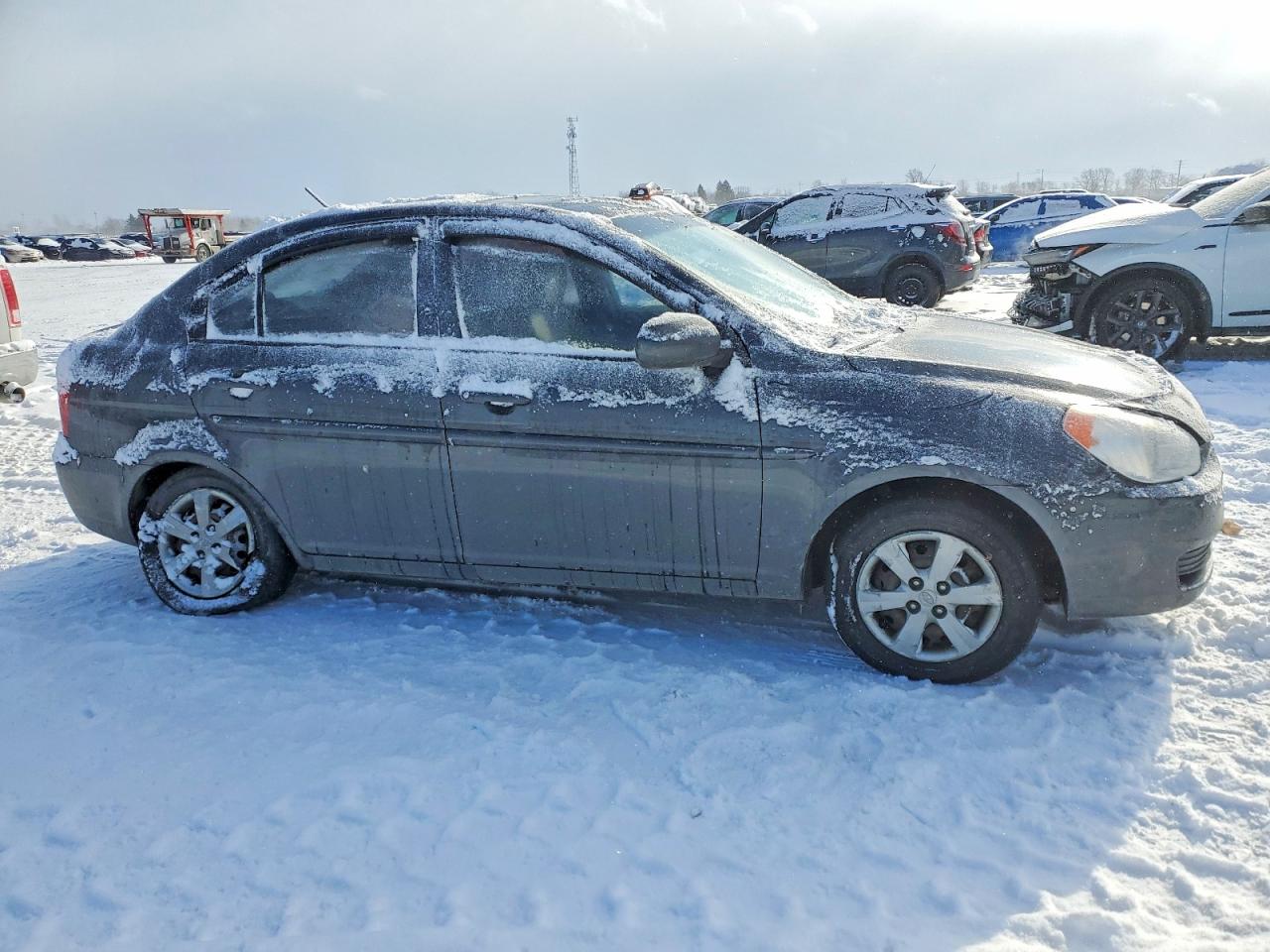 2010 HYUNDAI ACCENT GLS photo 4