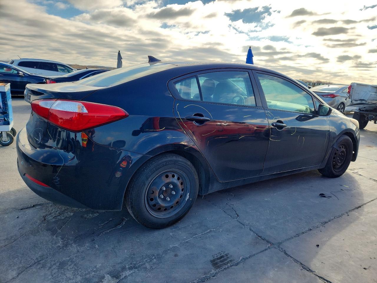2015 KIA FORTE LX photo 3