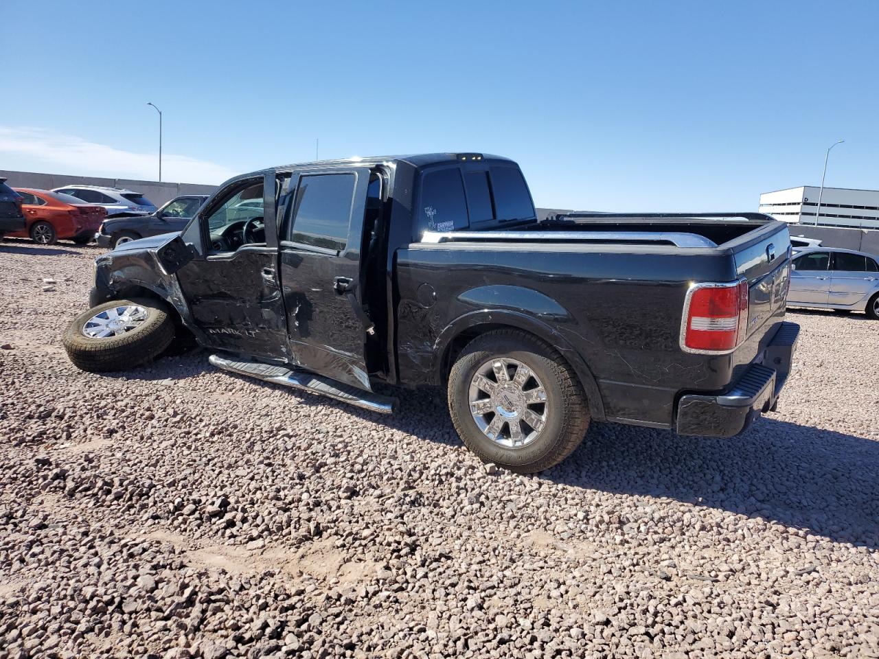 2007 LINCOLN MARK LT photo 2