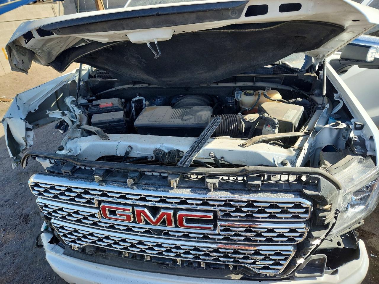 2020 GMC SIERRA K1500 SLT photo 11