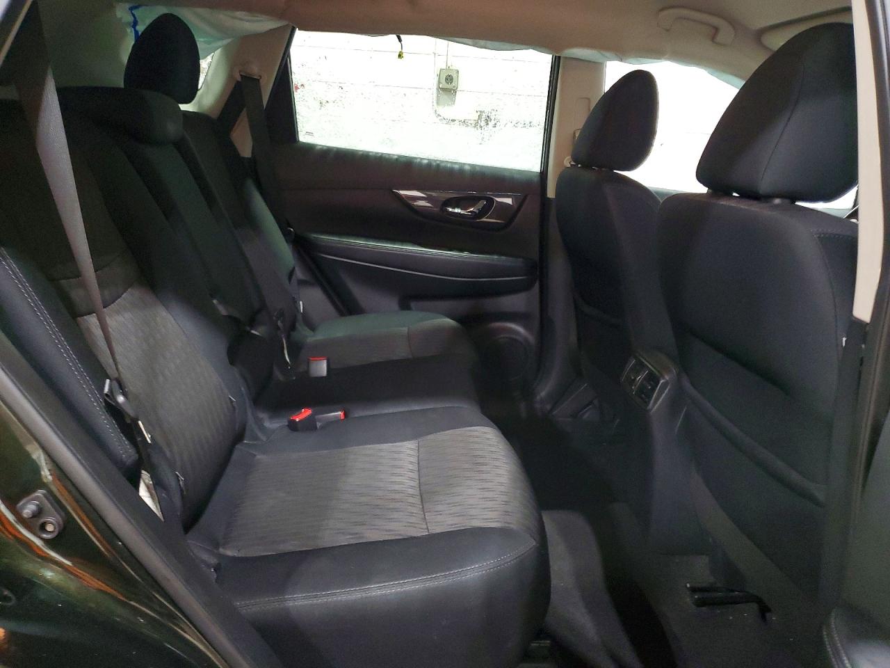 2018 NISSAN ROGUE S photo 11