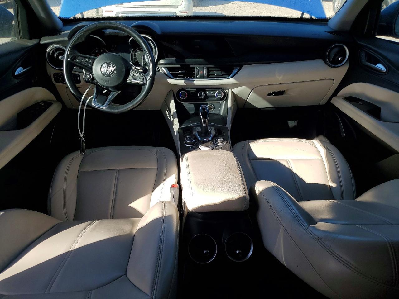 2020 ALFA ROMEO STELVIO photo 8