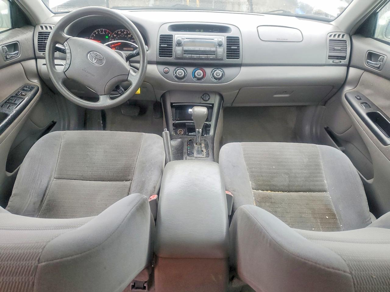 2006 TOYOTA CAMRY LE photo 8