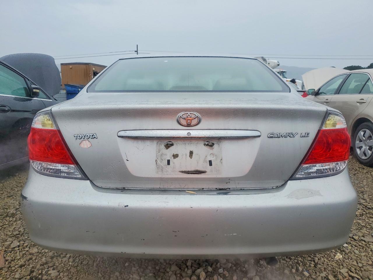 2006 TOYOTA CAMRY LE photo 6