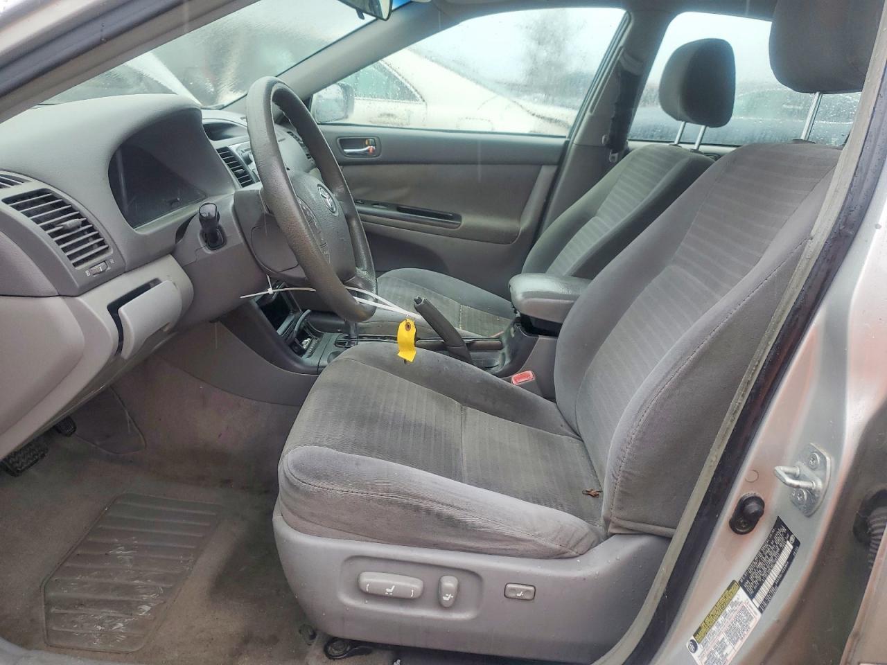 2006 TOYOTA CAMRY LE photo 7