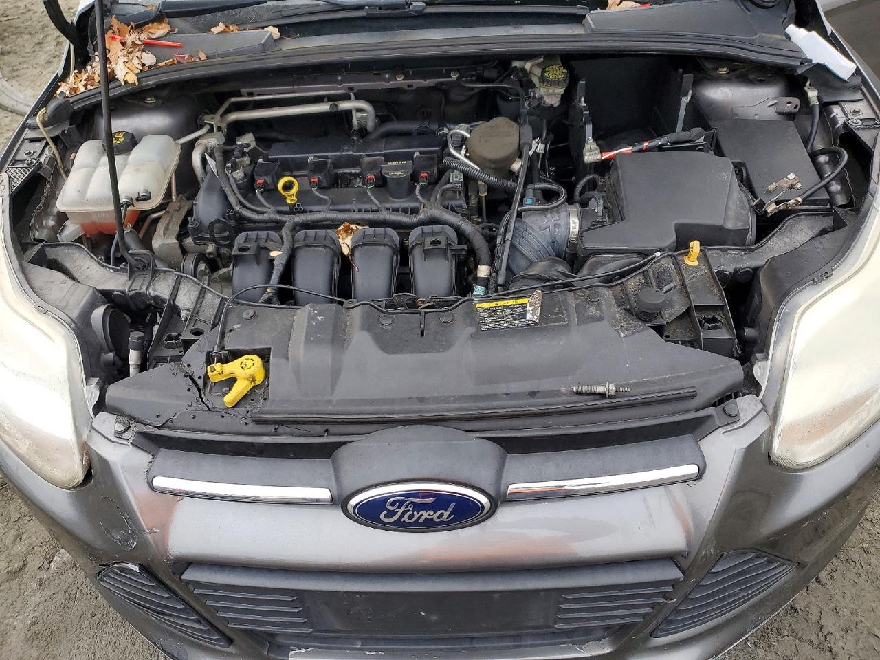 2014 FORD FOCUS SE photo 11