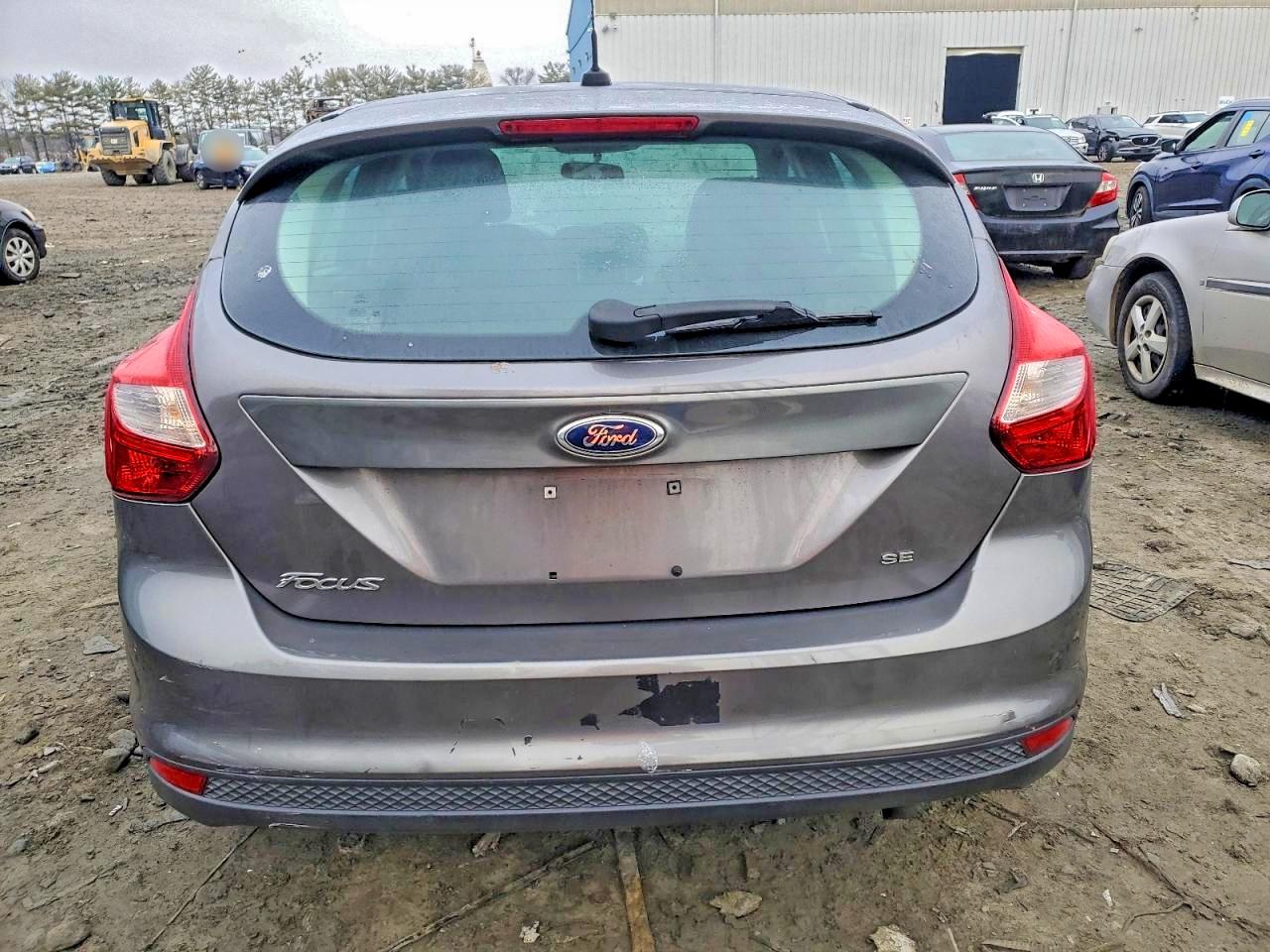 2014 FORD FOCUS SE photo 6