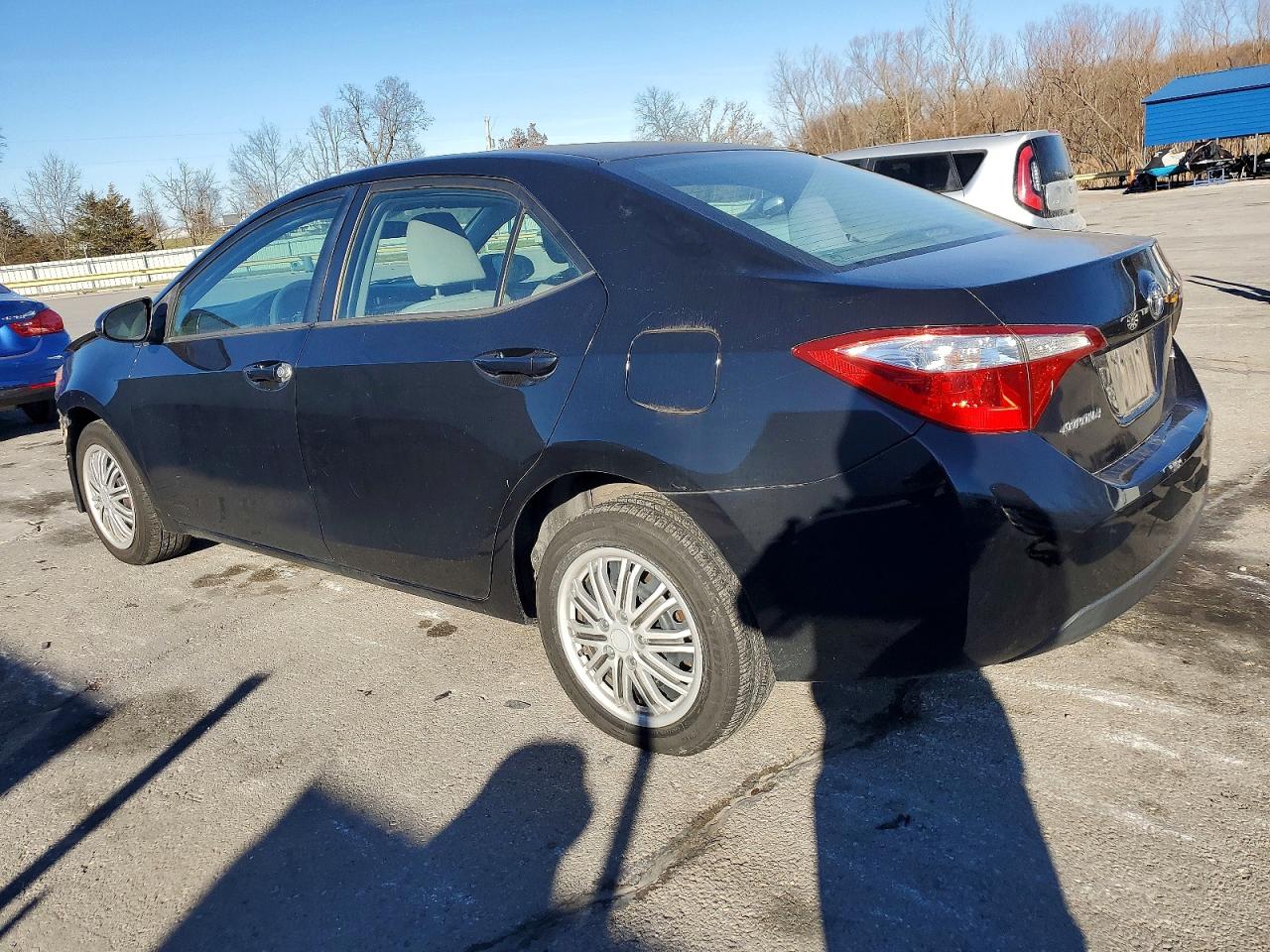 2014 TOYOTA COROLLA L photo 2