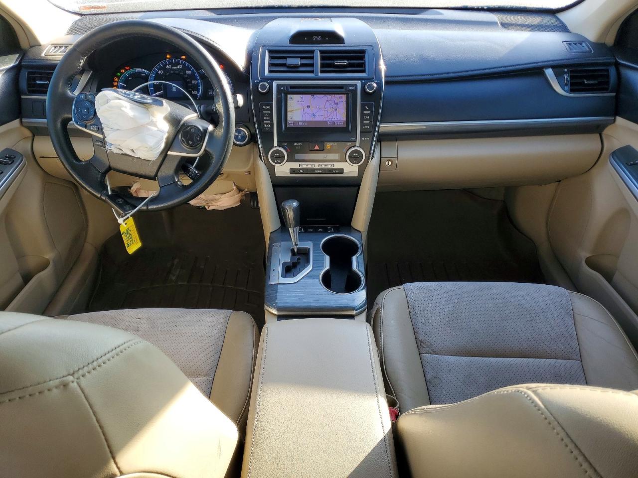 2012 TOYOTA CAMRY HYBRID photo 8