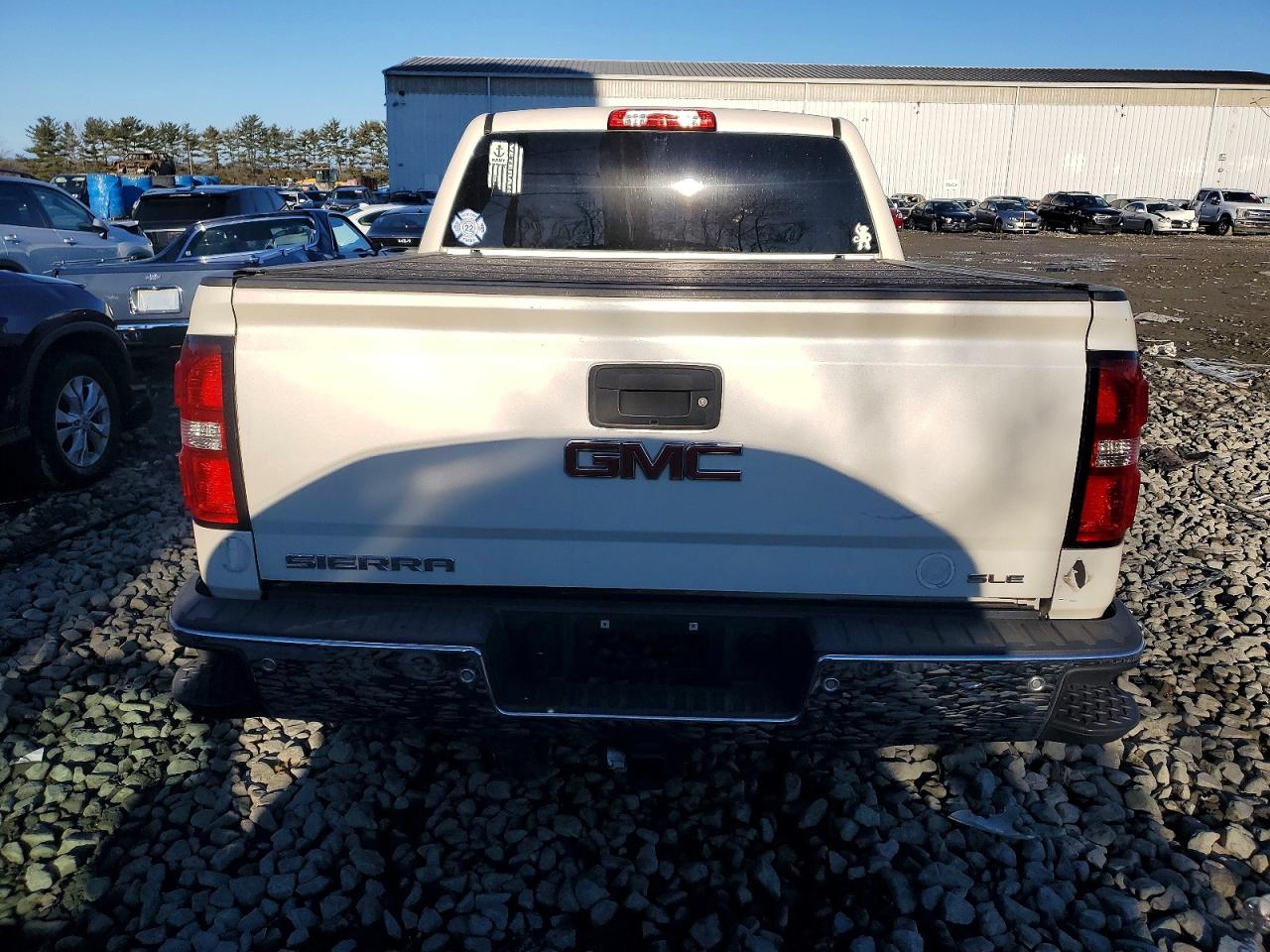 2014 GMC SIERRA K1500 SLE photo 6