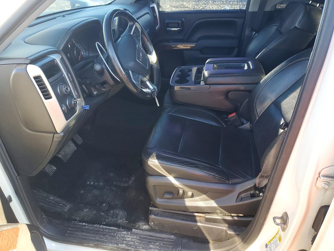 2014 GMC SIERRA K1500 SLE photo 7