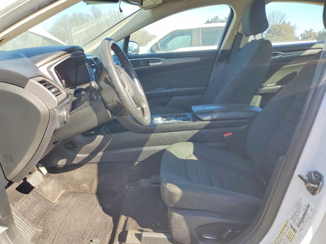 2020 FORD FUSION SE photo 7
