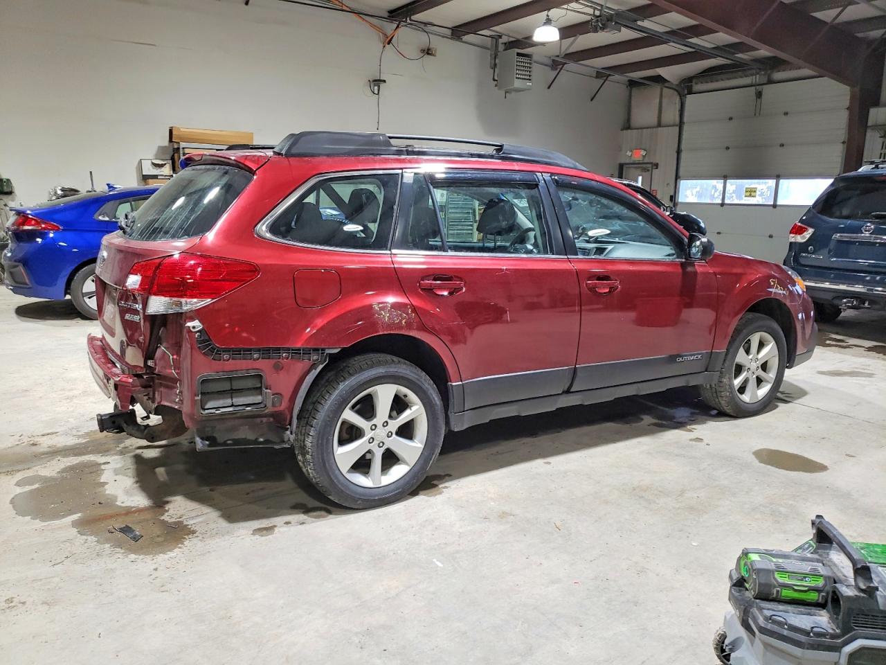 2014 SUBARU OUTBACK 2.5I photo 3