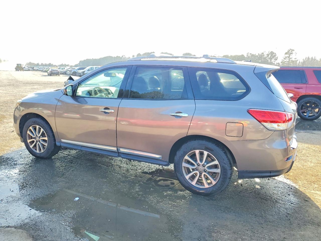 2013 NISSAN PATHFINDER S photo 2