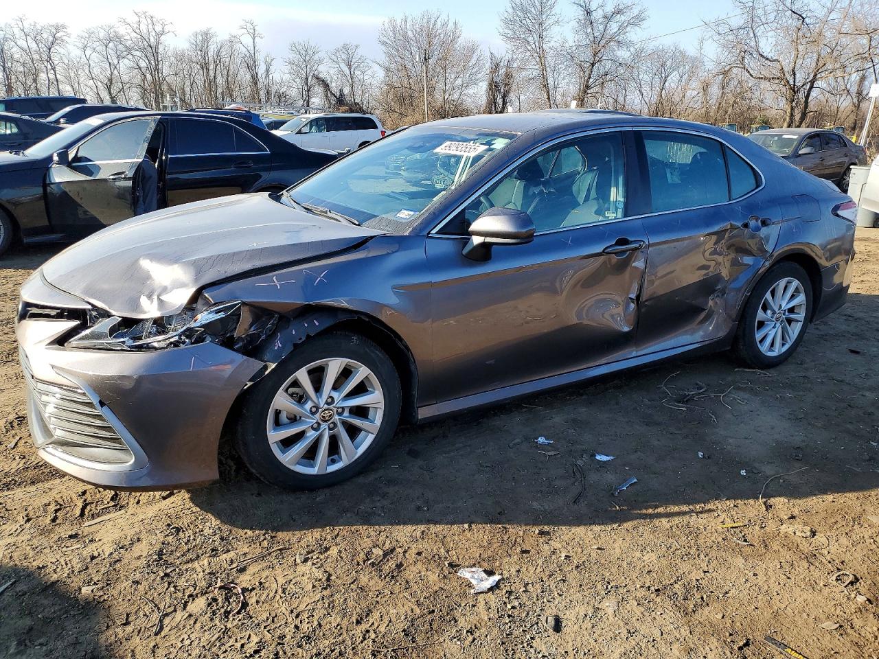 2024 TOYOTA CAMRY