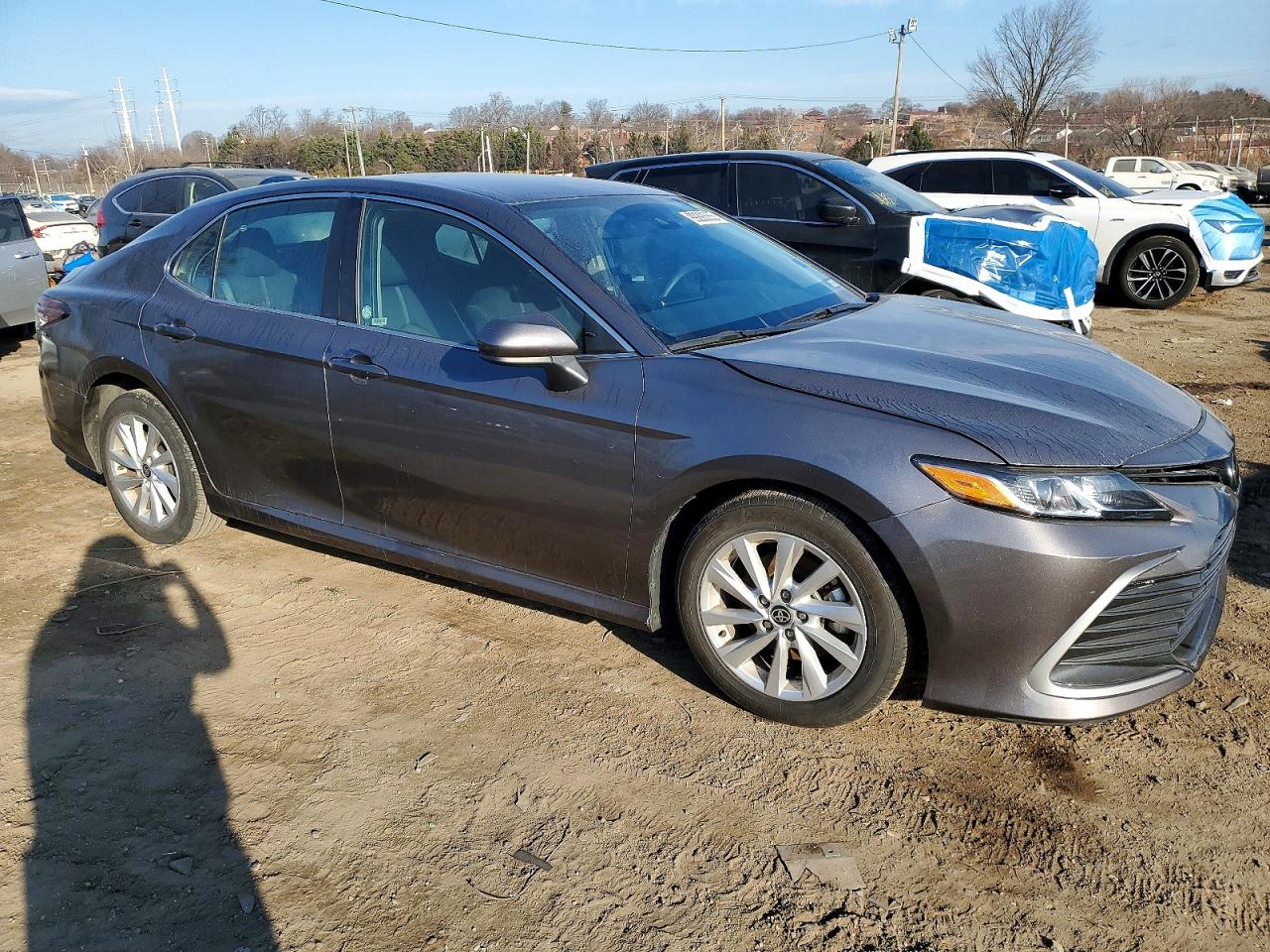 2024 TOYOTA CAMRY LE photo 4
