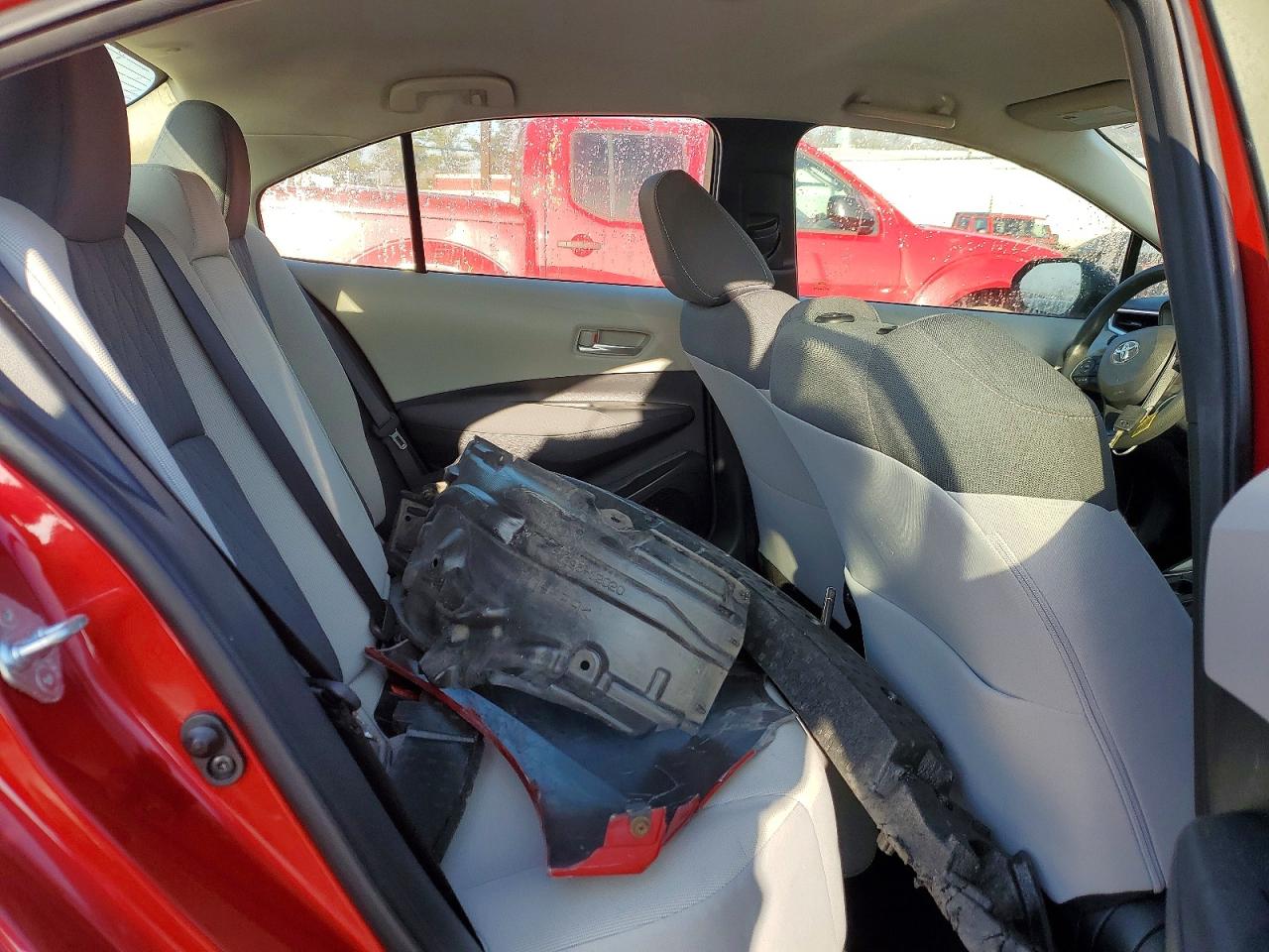 2020 TOYOTA COROLLA LE photo 10