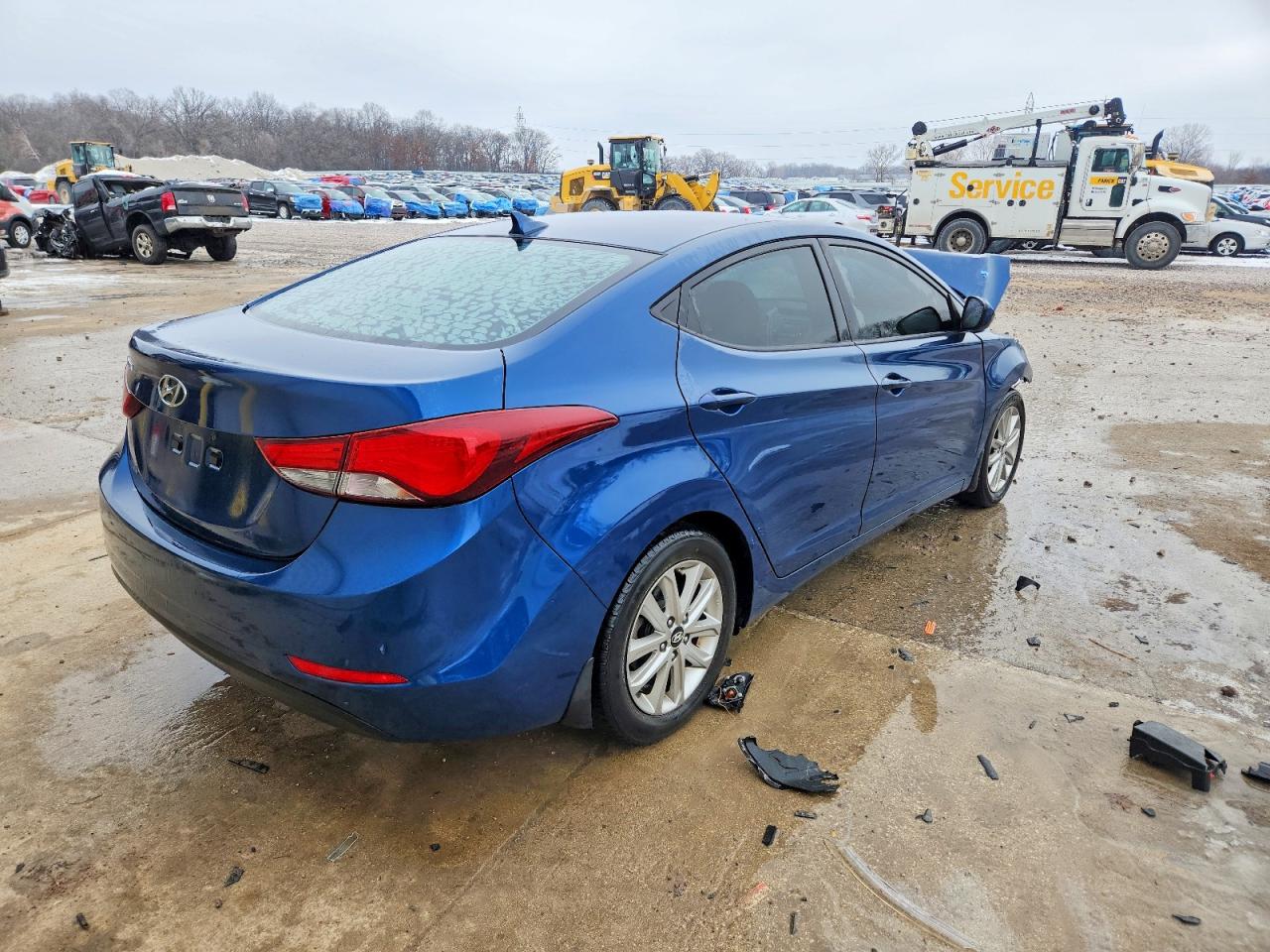 2015 HYUNDAI ELANTRA SE photo 3