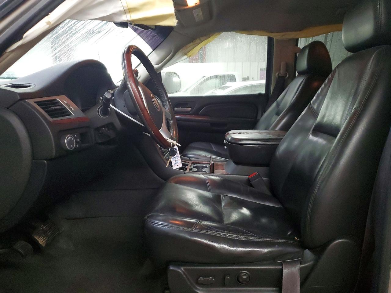 2007 CADILLAC ESCALADE EXT photo 7