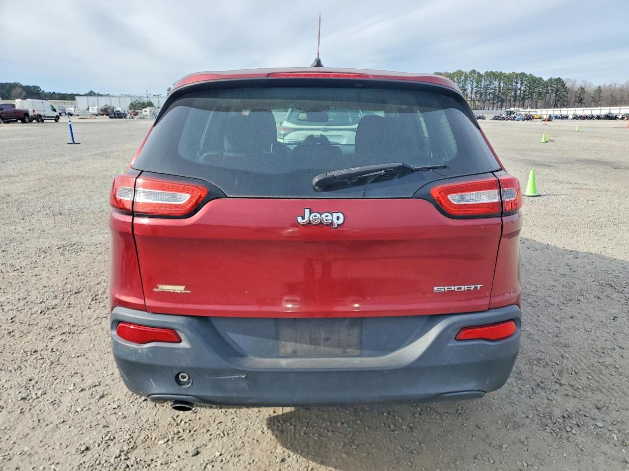 2015 JEEP CHEROKEE SPORT photo 6