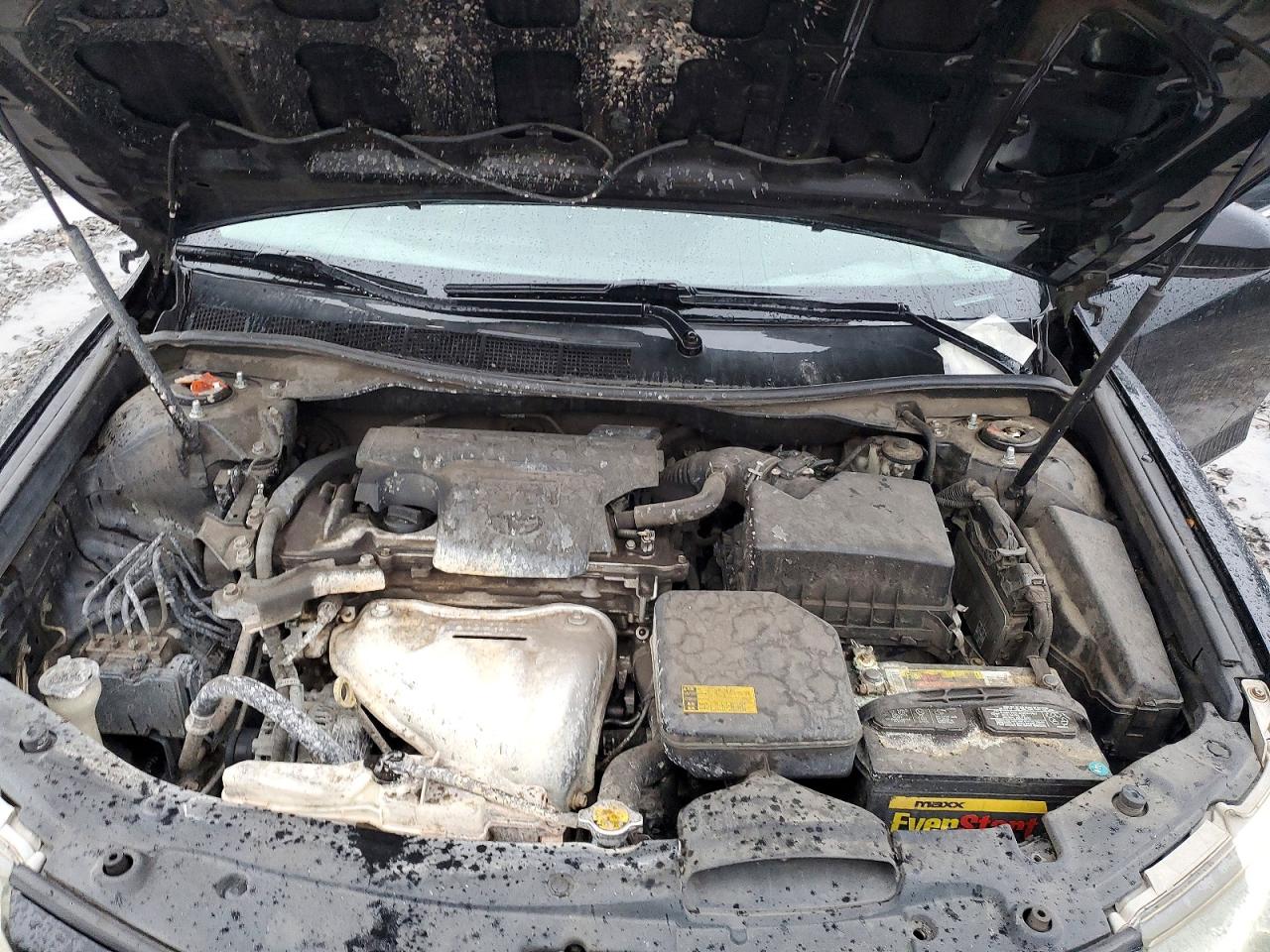 2014 TOYOTA CAMRY L photo 11
