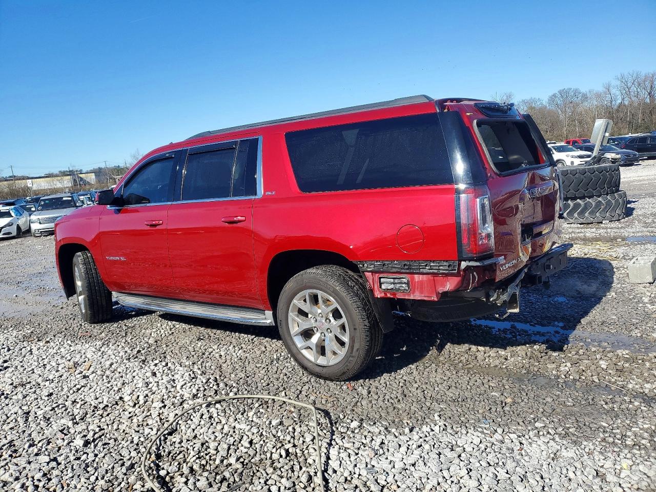 2015 GMC YUKON XL C1500 SLT photo 2