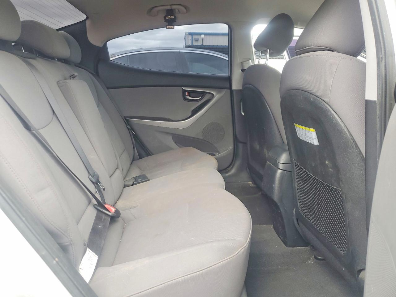 2015 HYUNDAI ELANTRA SE photo 10