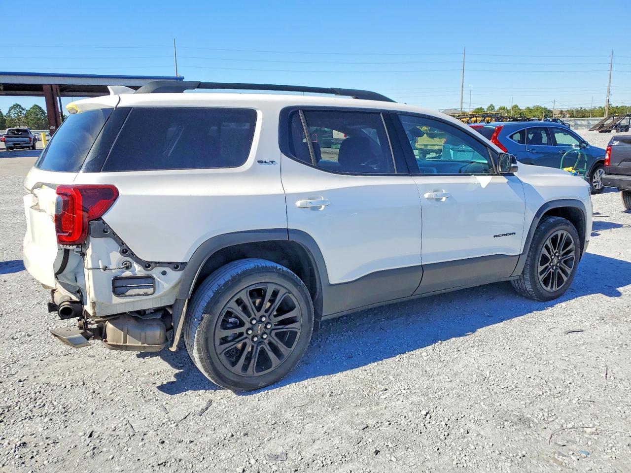 2023 GMC ACADIA SLT photo 3