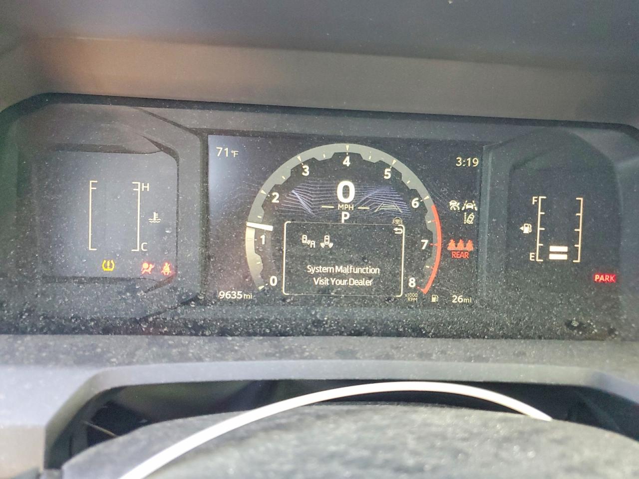 2025 TOYOTA TACOMA DOUBLE CAB photo 9