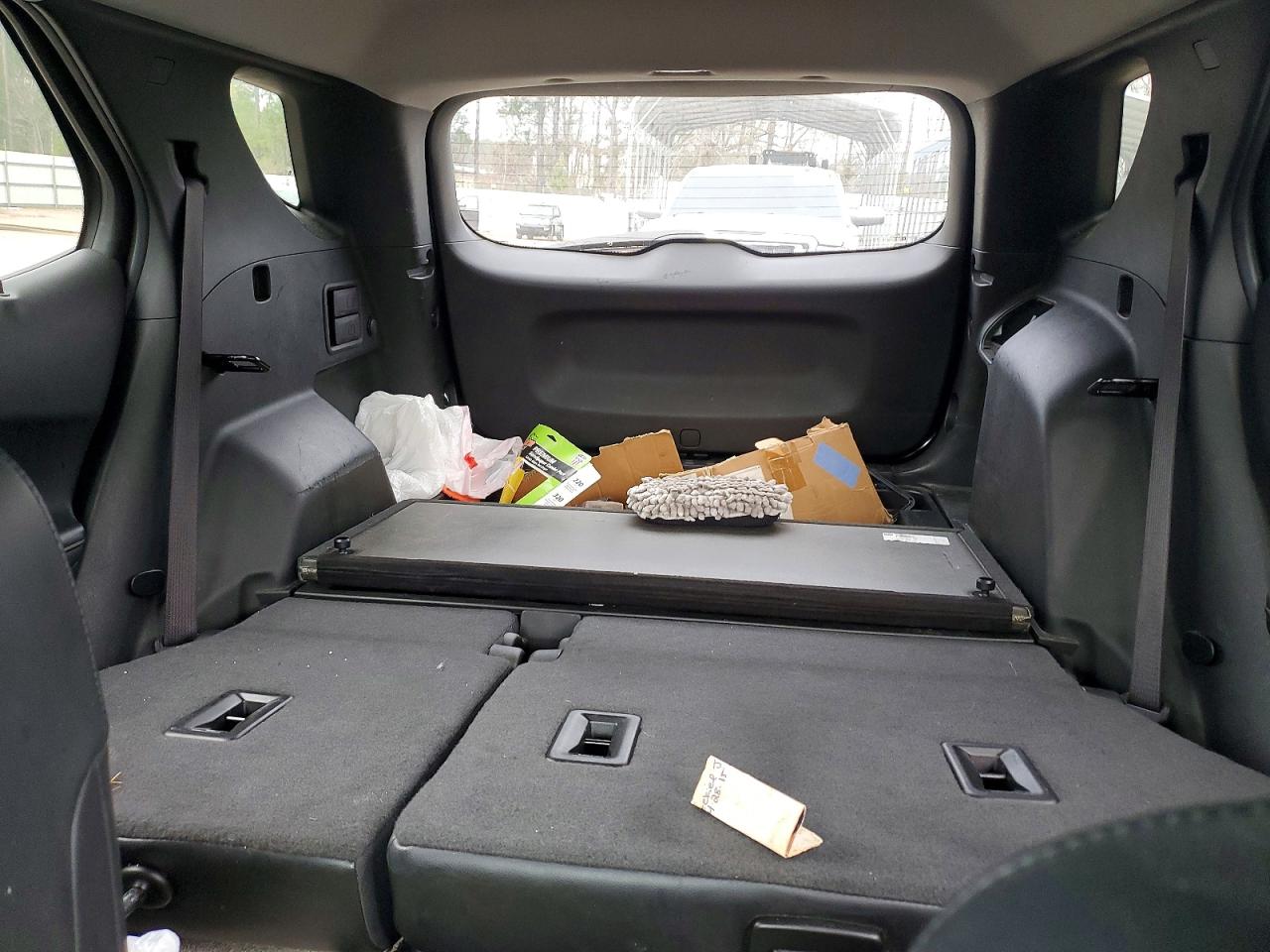 2018 CHEVROLET EQUINOX PREMIER photo 28