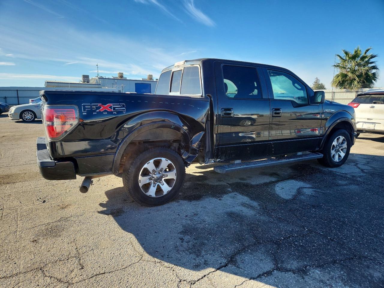 2011 FORD F150 SUPERCREW photo 3
