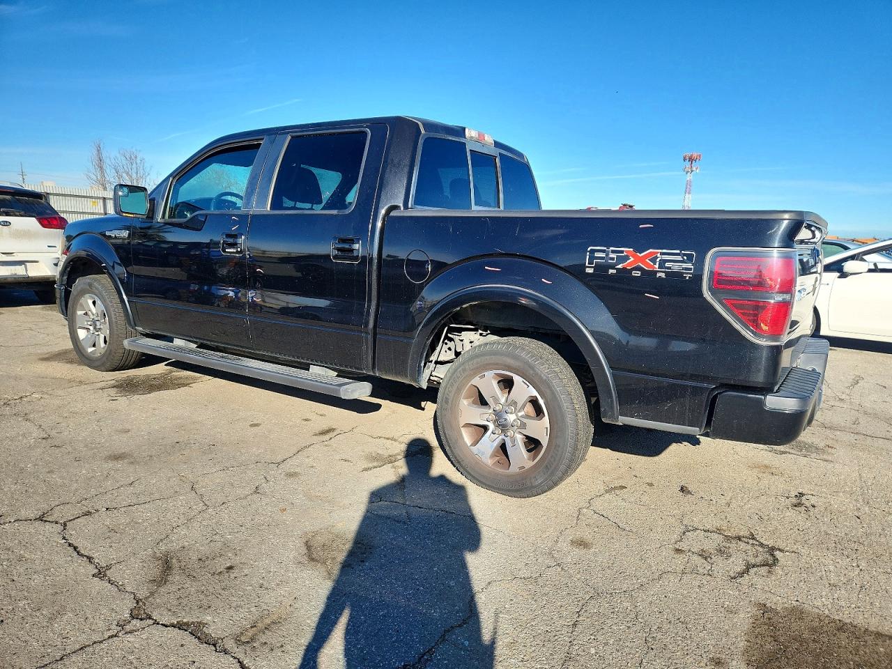 2011 FORD F150 SUPERCREW photo 2