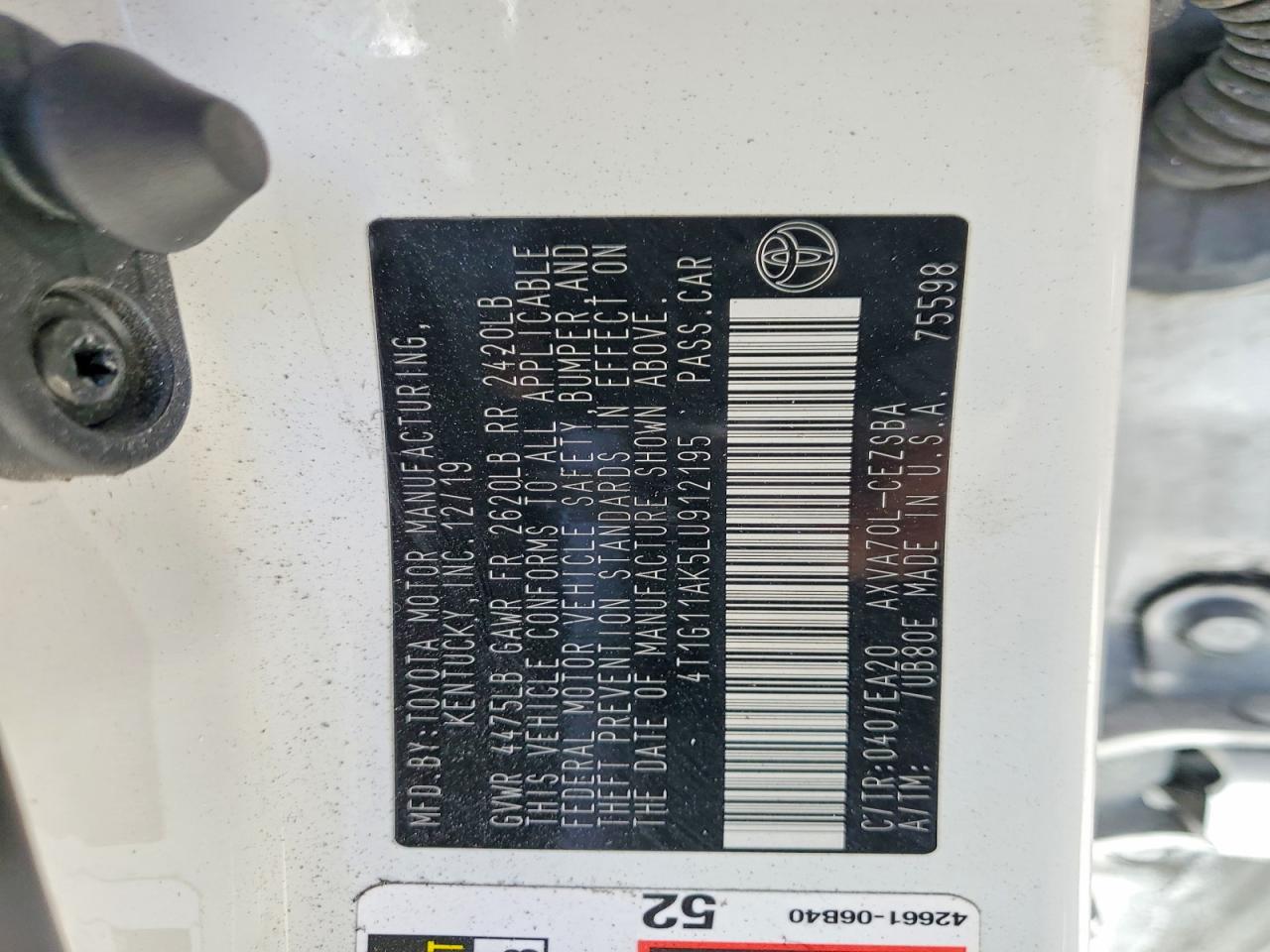 2020 TOYOTA CAMRY SE photo 12