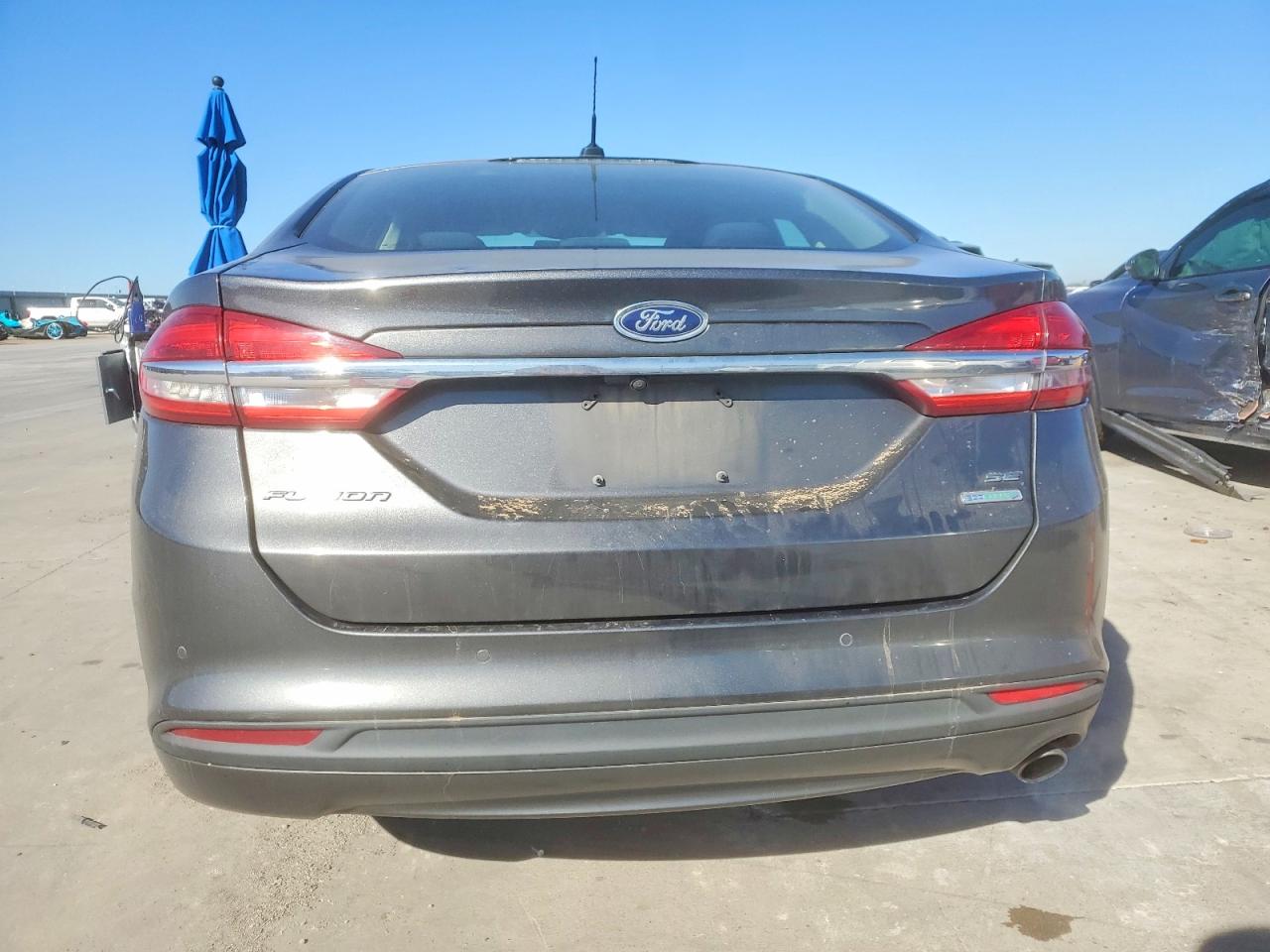 2018 FORD FUSION SE photo 6