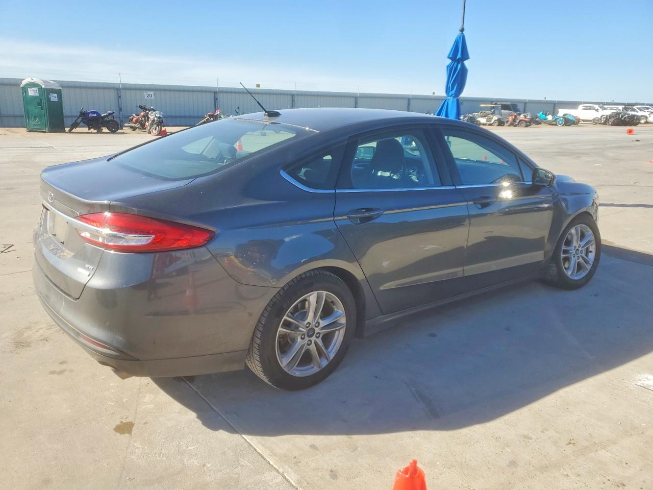 2018 FORD FUSION SE photo 3