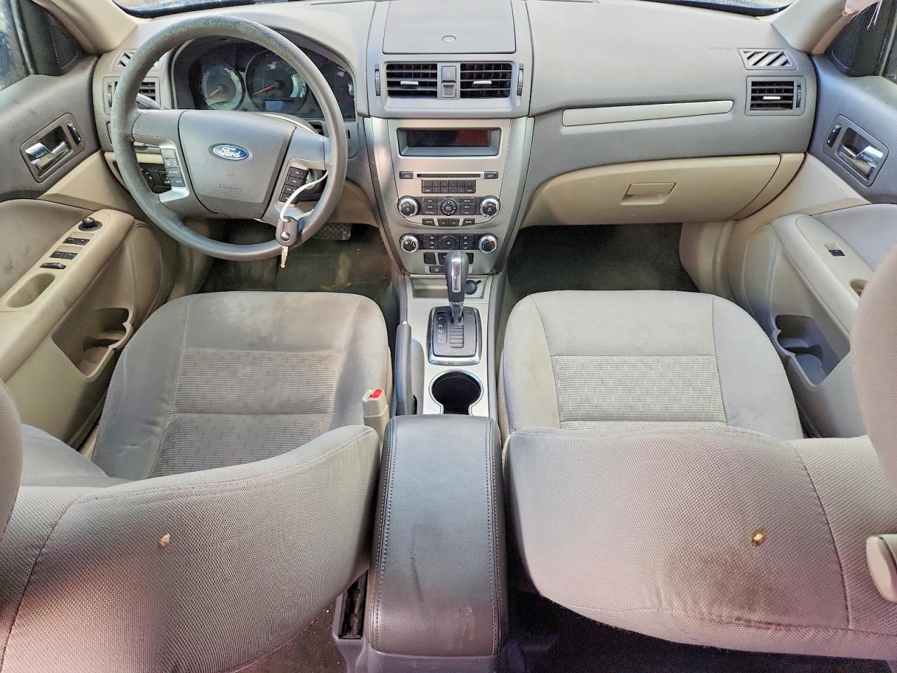 2011 FORD FUSION SE photo 8