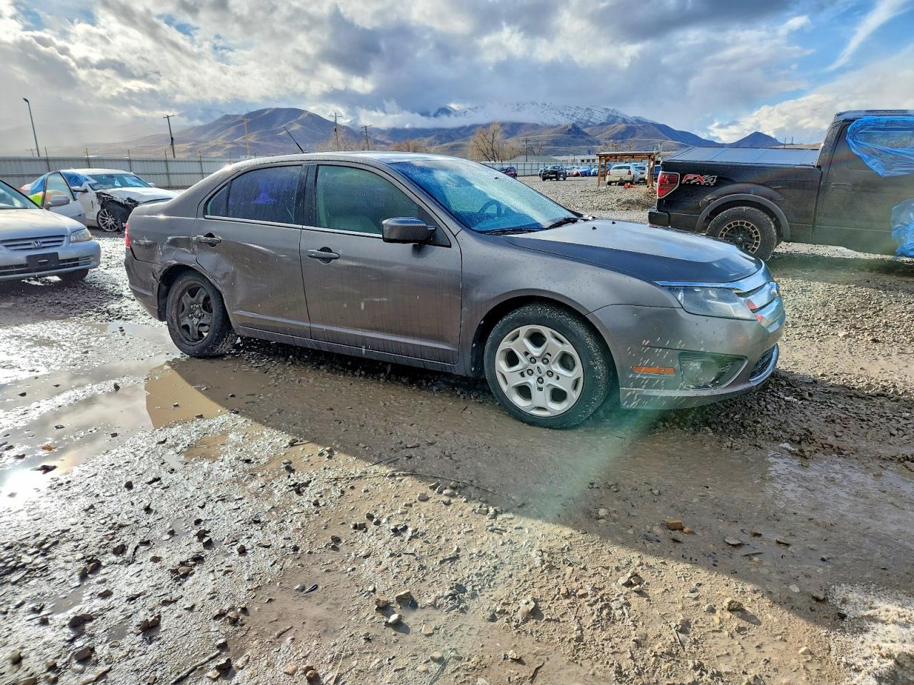 2011 FORD FUSION SE photo 4