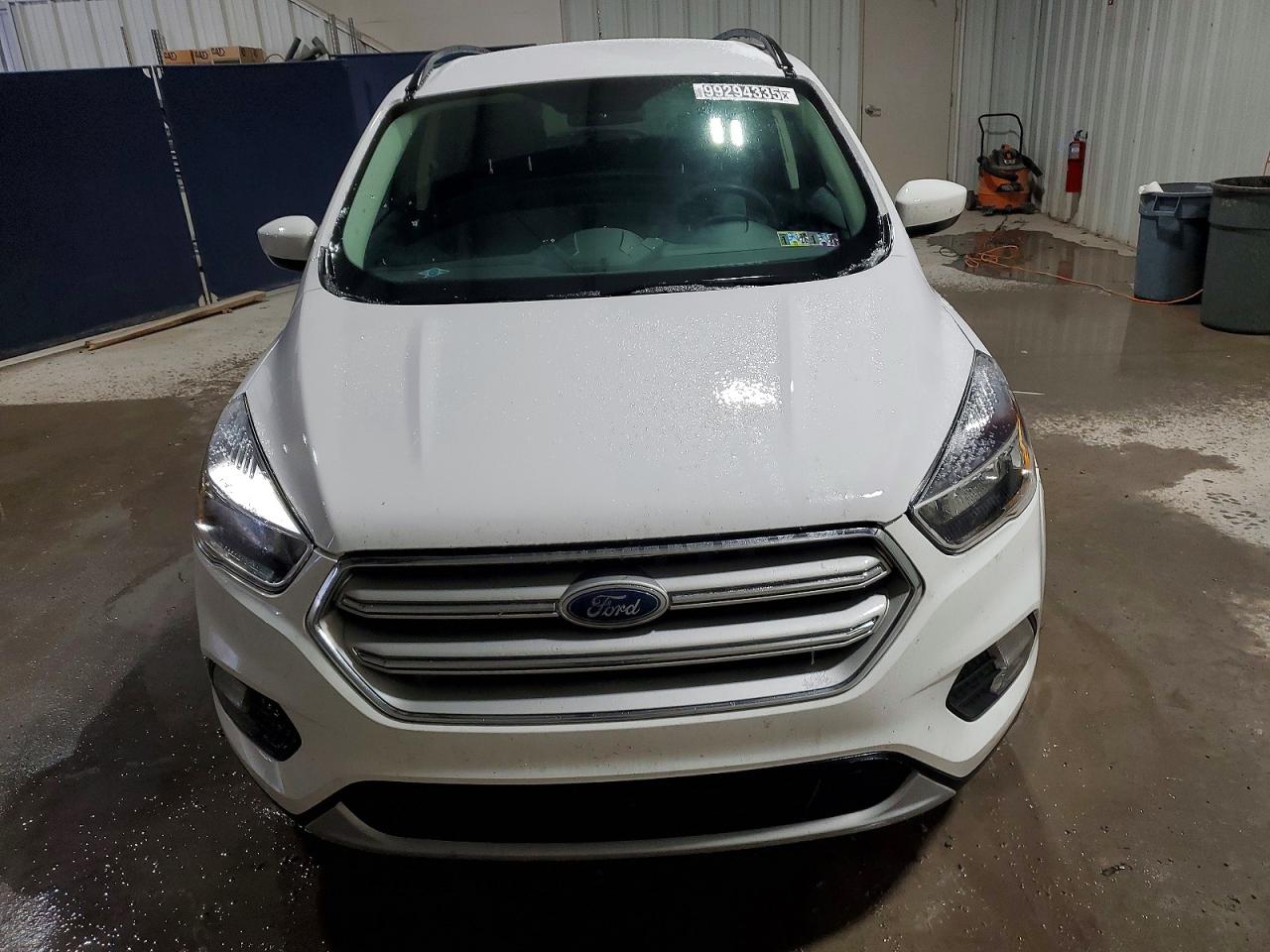 2018 FORD ESCAPE SE photo 5