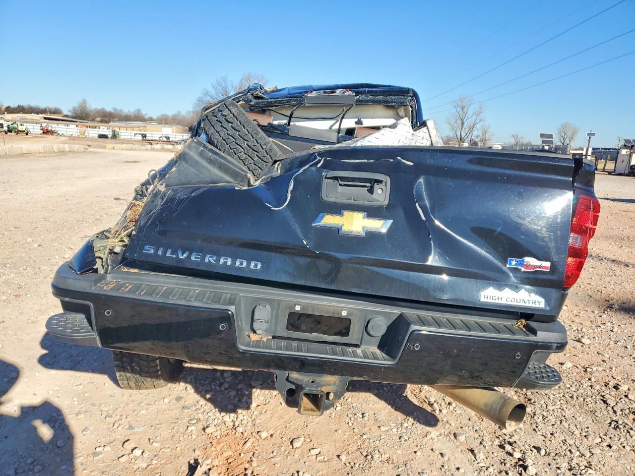 2015 CHEVROLET SILVERADO K2500 HIGH COUNTRY photo 6