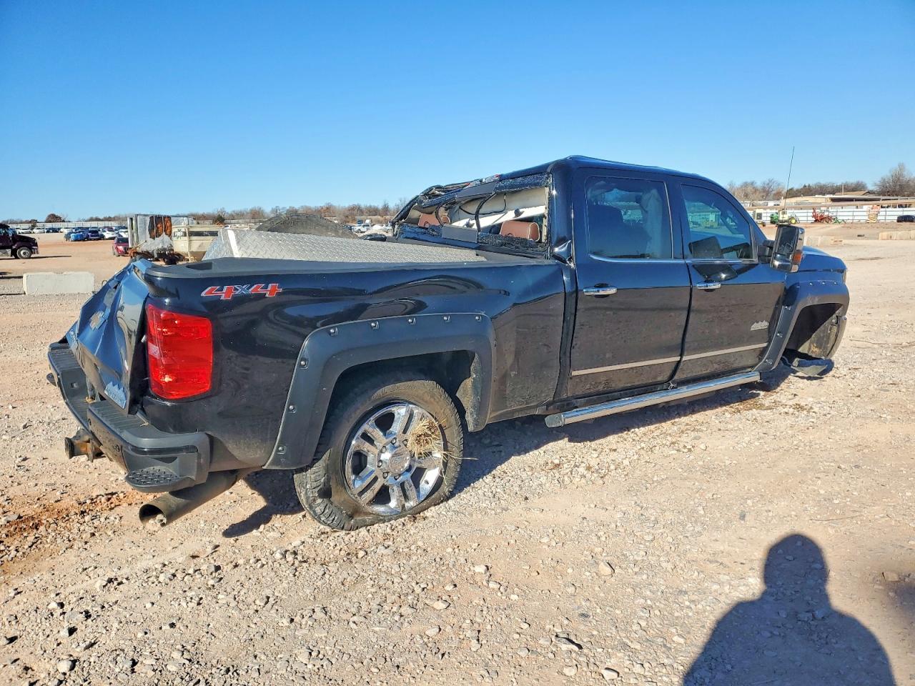 2015 CHEVROLET SILVERADO K2500 HIGH COUNTRY photo 3