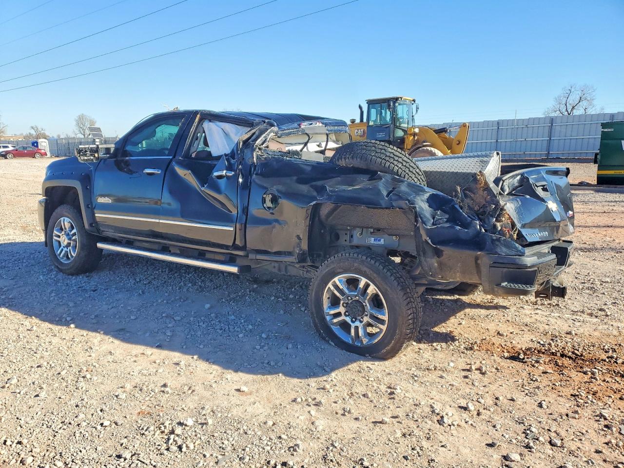 2015 CHEVROLET SILVERADO K2500 HIGH COUNTRY photo 2