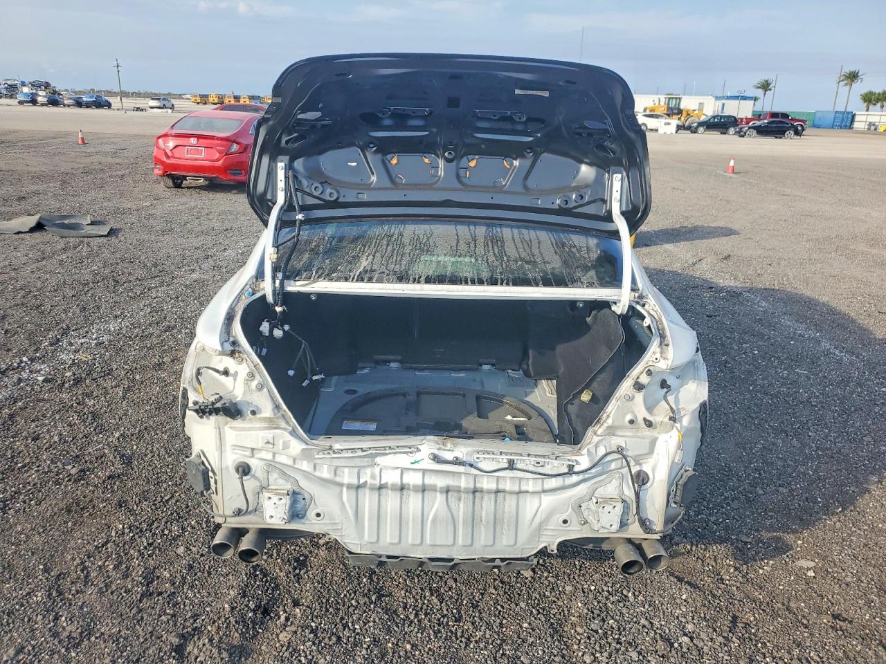 2019 TOYOTA CAMRY XSE photo 11
