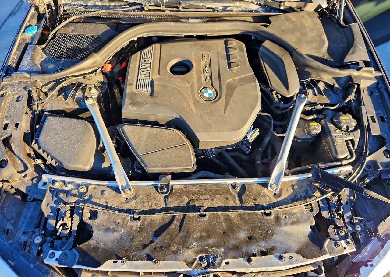 2019 BMW 530 XI photo 21
