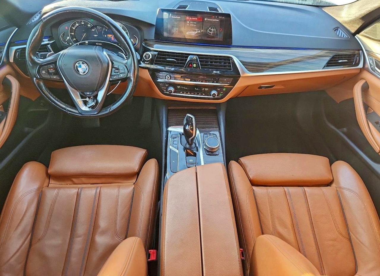2019 BMW 530 XI photo 15