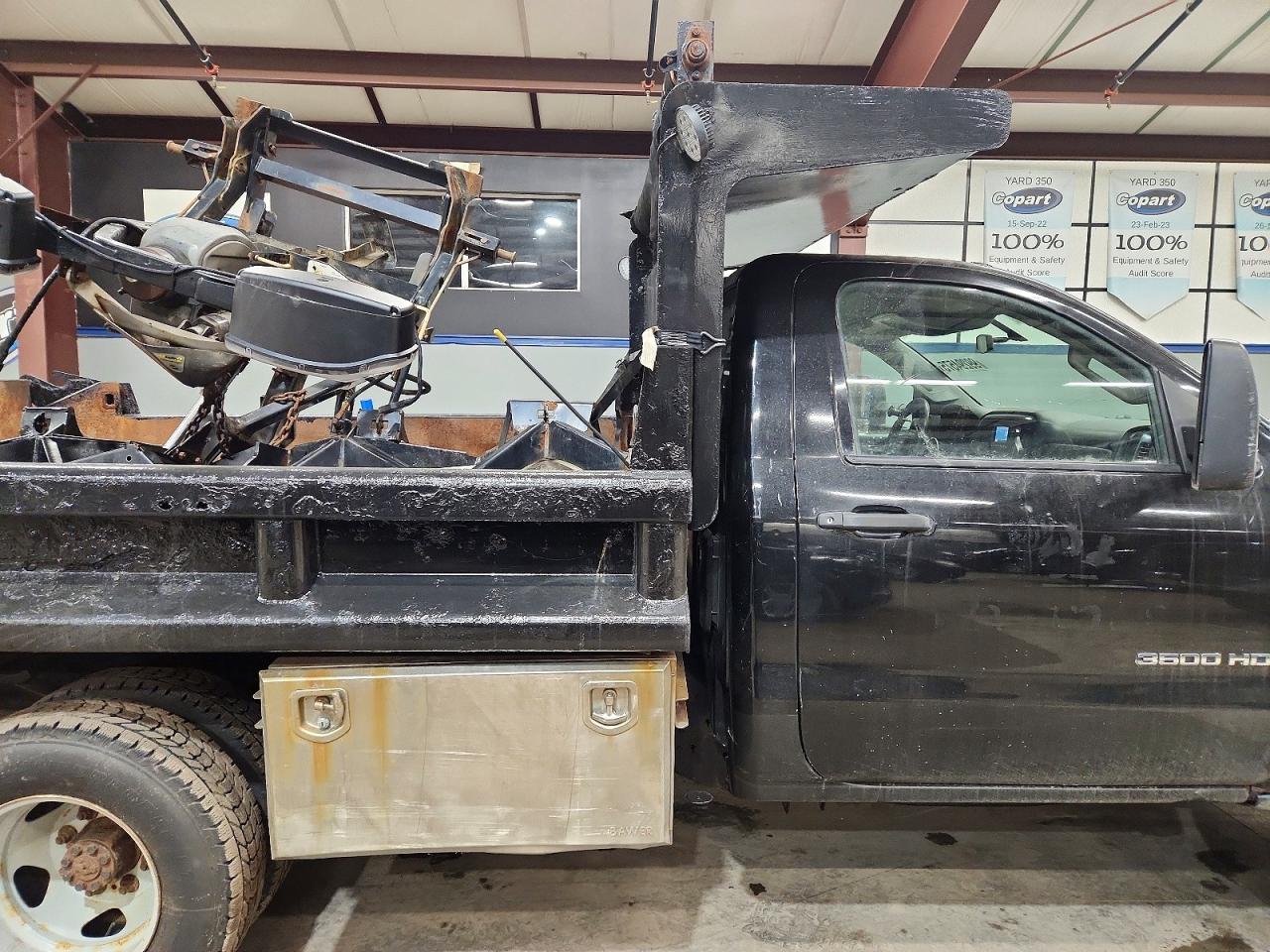 2015 CHEVROLET SILVERADO K3500 photo 10