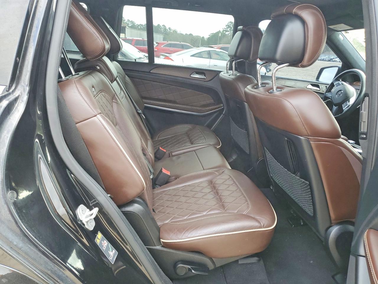 2016 MERCEDES-BENZ GL 550 4MATIC photo 11