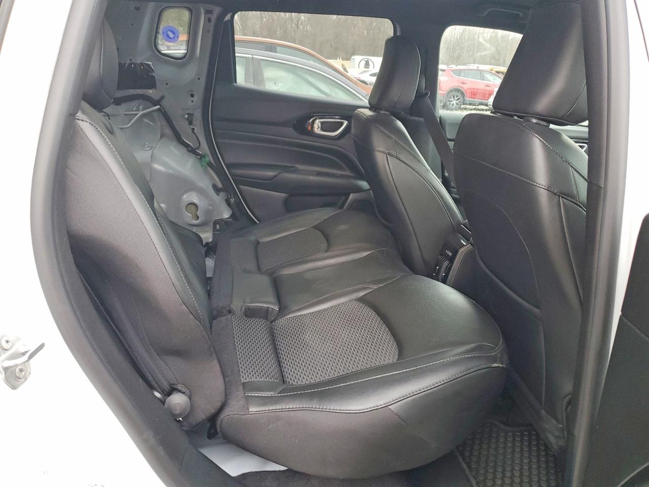 2022 JEEP COMPASS LATITUDE photo 11