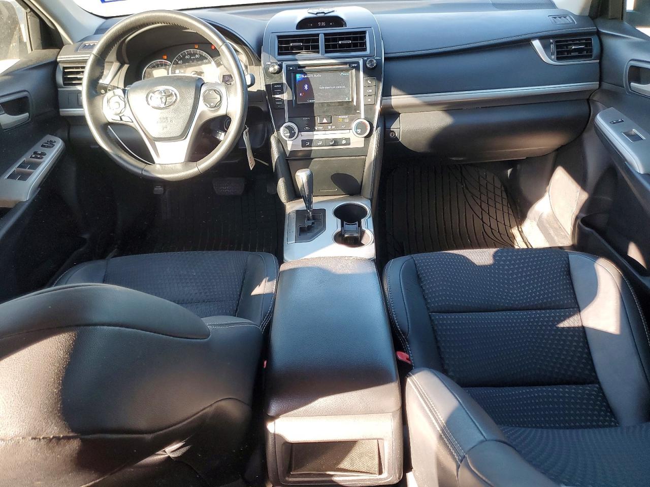 2012 TOYOTA CAMRY BASE photo 8