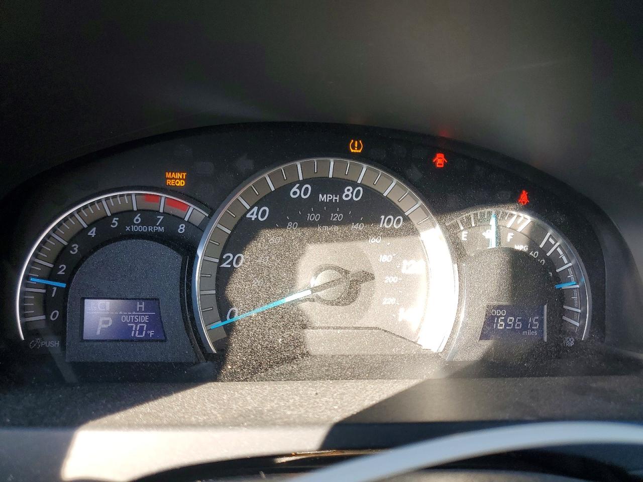 2012 TOYOTA CAMRY BASE photo 9